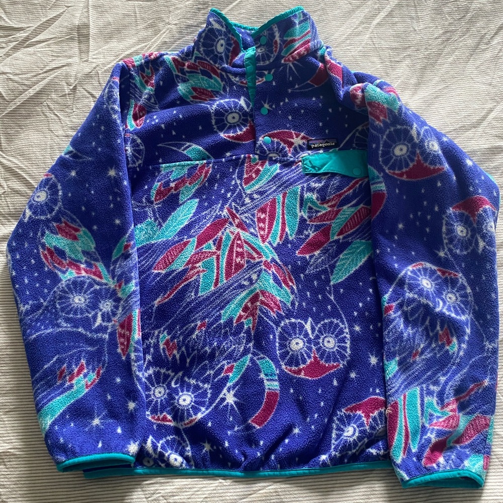 Rare vintage Patagonia Owls edition Synchilla. Women’s Size XL. Condition 9/10!
